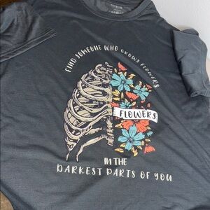SHEIN Gray Graphic Tee with Floral‎ Skeleton